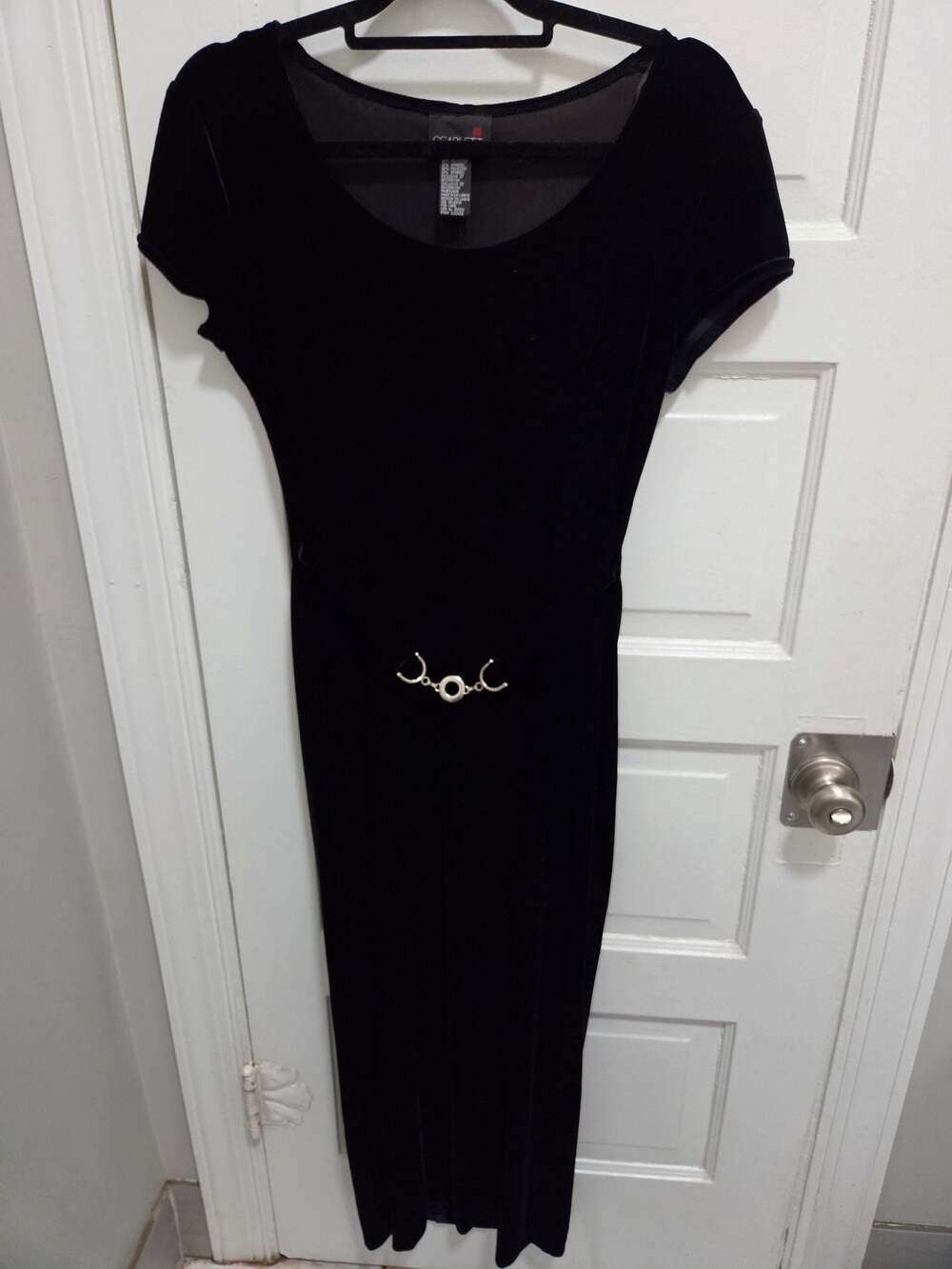 Scarlett Vintage 90s Black Velvet Short Sleeve Maxi Dress with Metal Buckle Deta